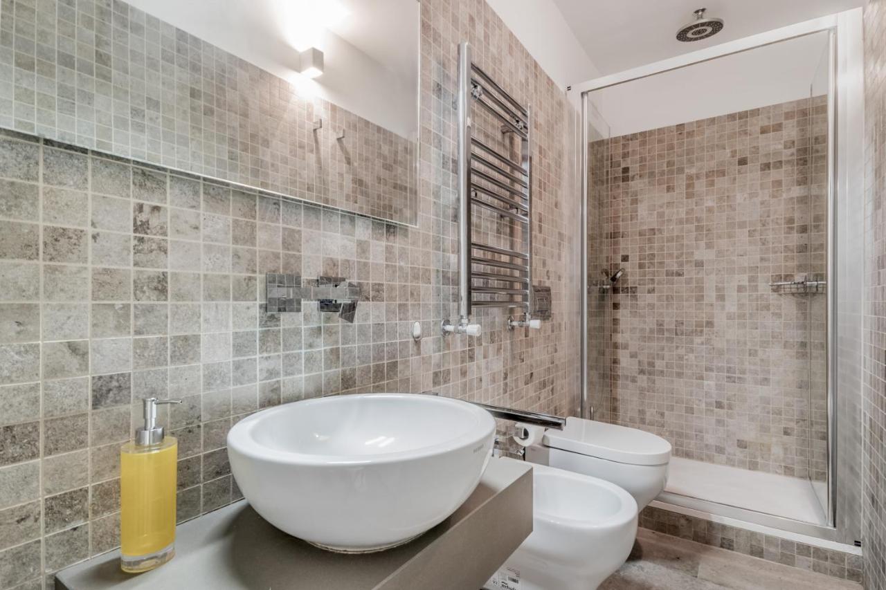 Th Trastevere Luxury-S.Cosimato 2Bd-2Bt Roma Esterno foto