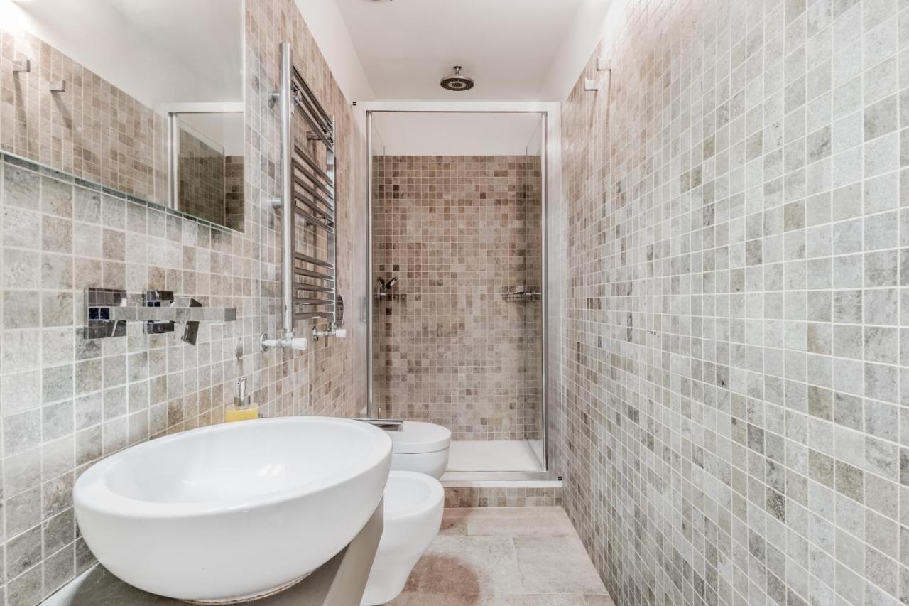Th Trastevere Luxury-S.Cosimato 2Bd-2Bt Roma Esterno foto