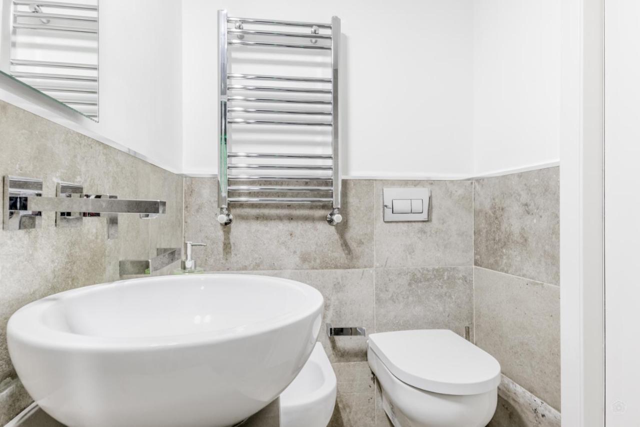 Th Trastevere Luxury-S.Cosimato 2Bd-2Bt Roma Esterno foto
